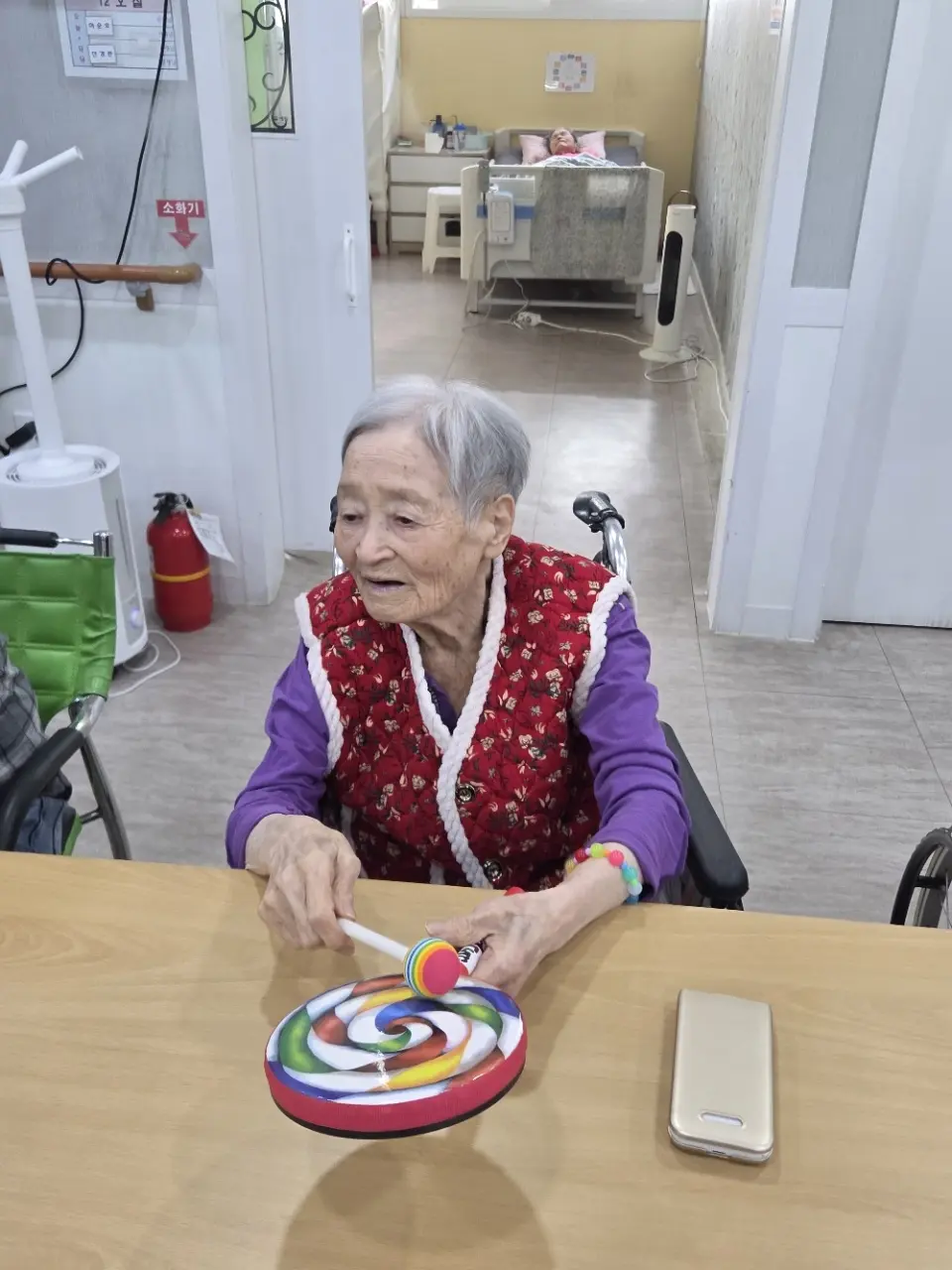 축복요양원 음악프로그램 활동 사진 6